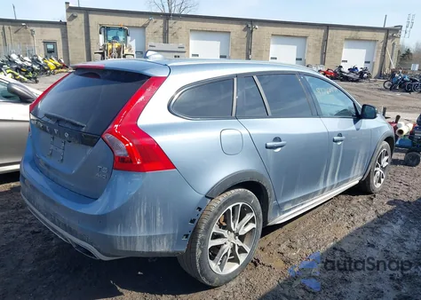 2018 Volvo V60 Cross Country T5 from USA, damaged, VIN YV440MWK8J2043165